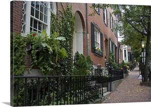 MA, Boston's historic Beacon Hill neighborhood