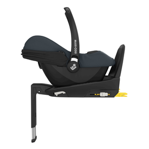 Maxi-Cosi CabrioFix i-Size Car Seat with Base in Essential Graphite