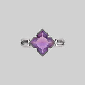 CHALICE. Violet Amethyst Gothic Ring - Silver - Silver / Small