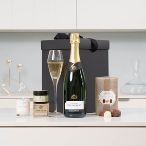 Pampering Treat Box With Champagne
