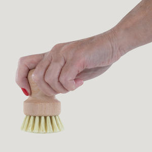 Bower Pot Brush