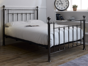 Limelight Libra 4' 6" Double Black Chrome Metal Bed