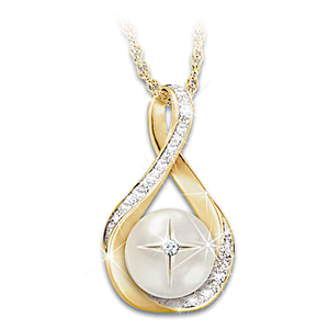 9-Diamond God's Pearl Of Wisdom Pendant Necklace