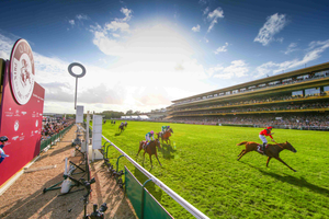 The Prix de l'Arc de Triomphe & Paris