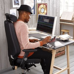 RH Logic 400 High Back (with 8S armrests/neckrest/coccyx cut-out) - Black