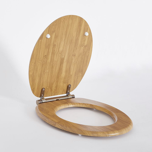 Milano Richmond - Traditional Oak Soft Close Toilet Soft Close Seat with Brushed Gold Hinges