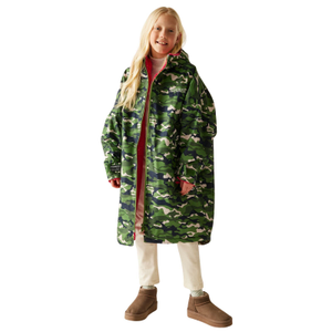 Regatta Kids Spirit Of Adventure Waterproof Changing Robe - 5 - 9 Yrs / Cactus Camo