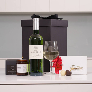 Fine White Wine, Chocolate and Candle Gift Set