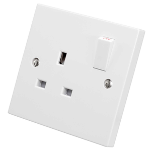 13A SP 1 Gang Switched Socket White