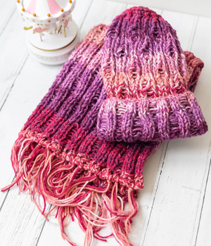 Hat and Fringed Scarf Set in Emu Funfair Swirl DK (4004)