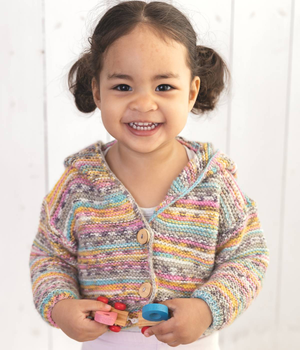 Baby Hoodie in Emu Treasure Little Isle DK (2032)