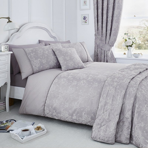 Dreams & Drapes Jasmine Duvet Cover Bedding Set Lavender