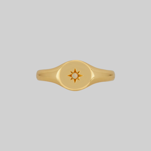 VICTORIA. Opal Signet Ring - Gold