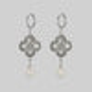 REALM. Quatrefoil Pearl Hoop Earrings - Silver