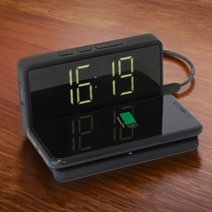 RED5 Wireless Charging T109 Alarm Clock with Large Display