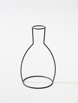 Outline Vase no2 - Black