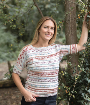Womens Top With Cropped Sleeves in Elements Colors Adventure Isle DK