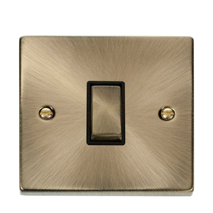 Scolmore VPAB411BK 10AX Ingot 1 Gang 2 Way Plate Switch Antique Brass