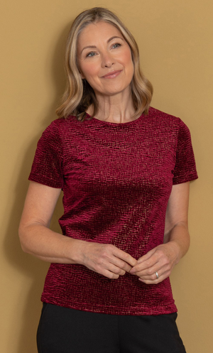 Anna Rose Shimmer Velour Top - Deep/Berry