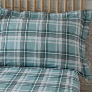 Brushed Cotton Plaid Polar Bears Oxford Pillowcase