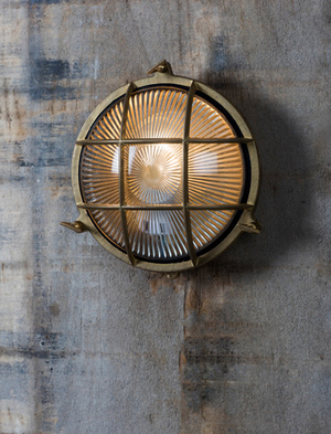 Devonport Round Bulk Head Light - Brass