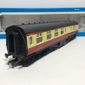 Airfix 54205-0 BR Crimson & Cream 57FT Corridor Brake Coach Boxed