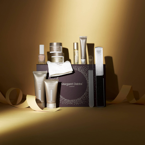 PURE Indulgence Christmas Collection Cabinet