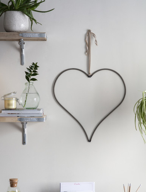 Farringdon Heart - Raw Metal, Dark Grey