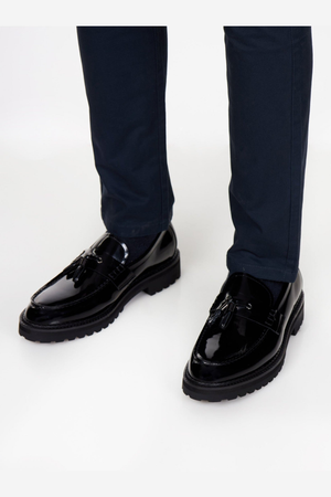 BLACK PATENT LEATHER TASSEL LOAFERS