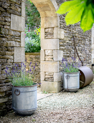 Malmesbury Planter 42cm - Galvanised Steel, Silver