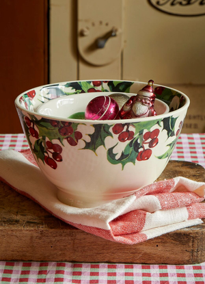 Seconds Holly Medium Old Bowl