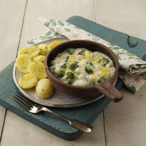 Cauliflower Cheese & Broccoli Bake