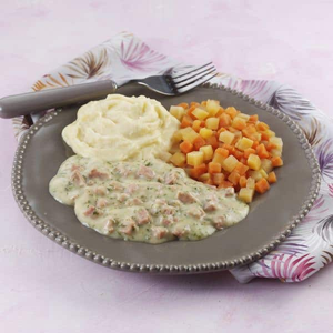 Soft & Bite-Sized Ham in Parsley Sauce
