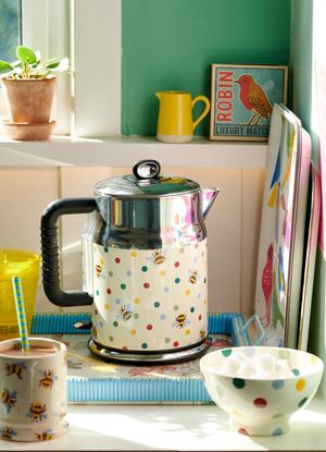 Russell Hobbs Bumblebee & Small Polka Dot Retro Kettle