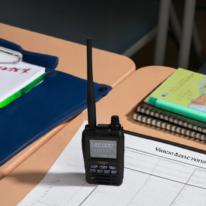 Second Hand Yaesu FT5D Dual Band VHF UHF Fusion Handheld Transceiver. SN3H270***