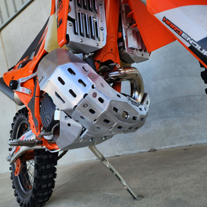 Pipe Guard - Bash plate - KTM 250/300EXC 24-25 | Gas Gas 250/300EX/EC 24-25 | Husky TE250/300 24-25