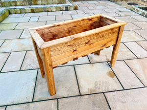 Charles Taylor Extra Large Wiltshire Planter