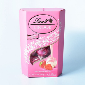 Lindt Strawberries and Cream Chocolate