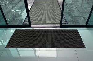 WaterHog Classic Entrance Mat - 6ft x 8ft (70in x 95in)