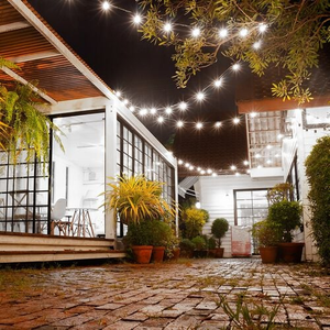 21 White Connectable Garden Party Bulbs