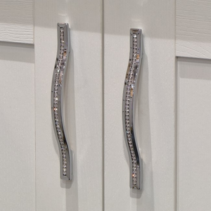 Crystal handle