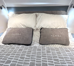 Bailey Alora 69-4I Island Bedding Set - Cosmos