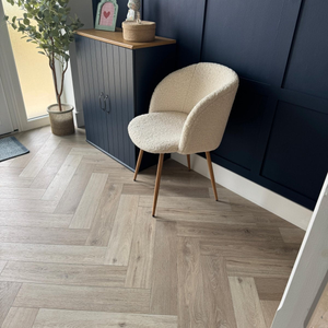 Sample of Bordeaux Oak Herringbone SPC