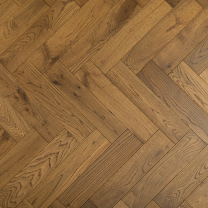 Lusso Flooring Uniqo Herringbone Golden Brushed & Lacquered Engineered Oak