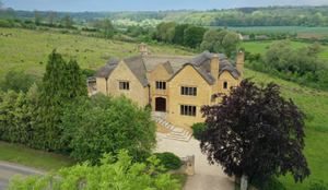 Chipping House