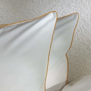 White / Mustard Yellow 200 Thread Count Scallop Edge Bedding Bed Set
