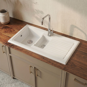 101cm 1.5 Bowl Fireclay Inset Kitchen Sink with Waste - 1010 x 525 x 235mm - Choice of Waste Finish