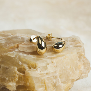 New 9ct Yellow Gold Water Drop Stud Earrings