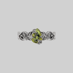 FERONIA. Secret Garden Peridot Ring - Silver - Silver / Small