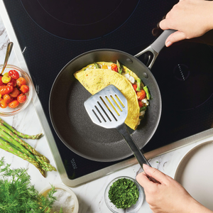 Circulon A1 ScratchDefense 30.4cm Non Stick Aluminium Skillet